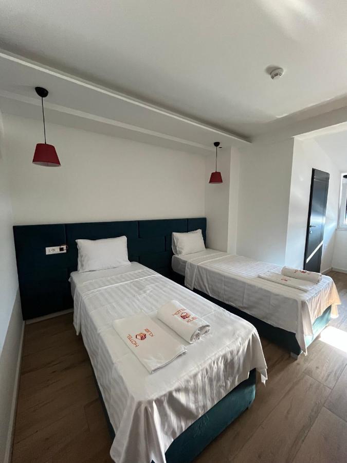Kubi Hotel Struga Exterior foto